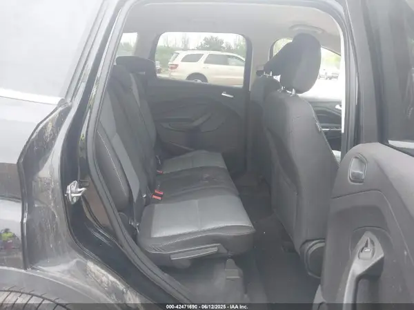 1FMCU0GD4JUB90420 2018 FORD ESCAPE - Image 8