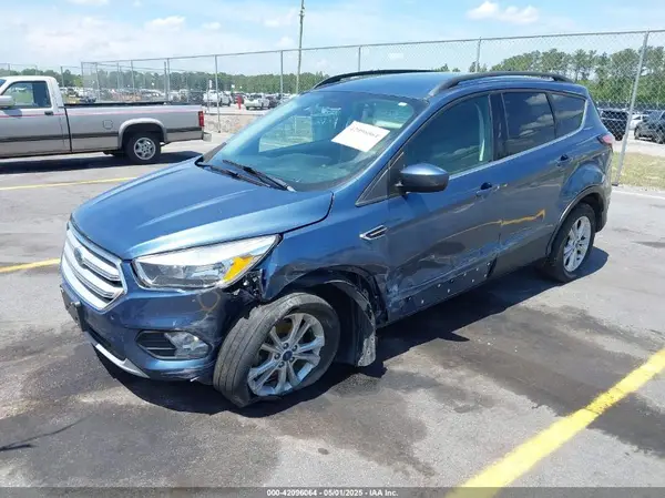 1FMCU0GD4JUC01724 2018 FORD ESCAPE - Image 2