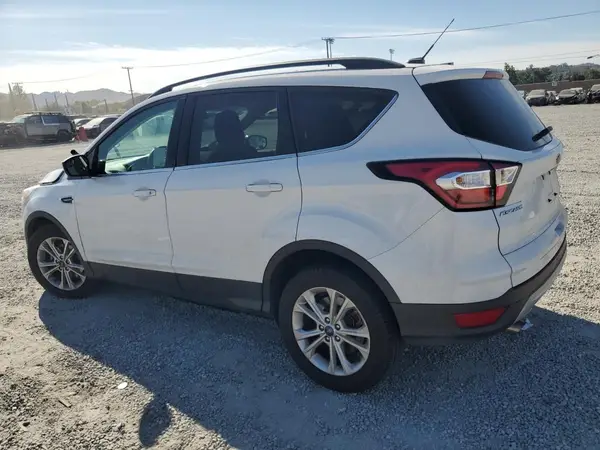 1FMCU0GD4JUC11413 2018 FORD ESCAPE - Image 2