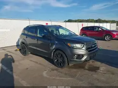 1FMCU0GD4JUC17910 2018 FORD ESCAPE