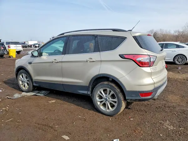 1FMCU0GD4JUC28308 2018 FORD ESCAPE - Image 2