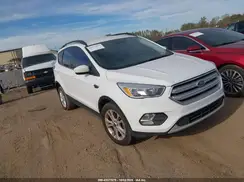 1FMCU0GD4JUC31242 2018 FORD ESCAPE