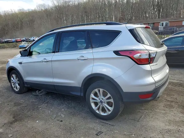 1FMCU0GD4JUC37073 2018 FORD ESCAPE - Image 2