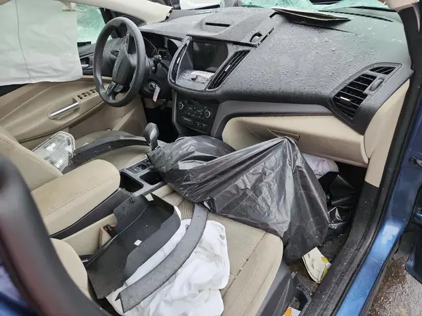 1FMCU0GD4JUC38384 2018 FORD ESCAPE - Image 8
