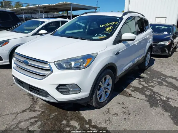 1FMCU0GD4JUC50289 2018 FORD ESCAPE - Image 2