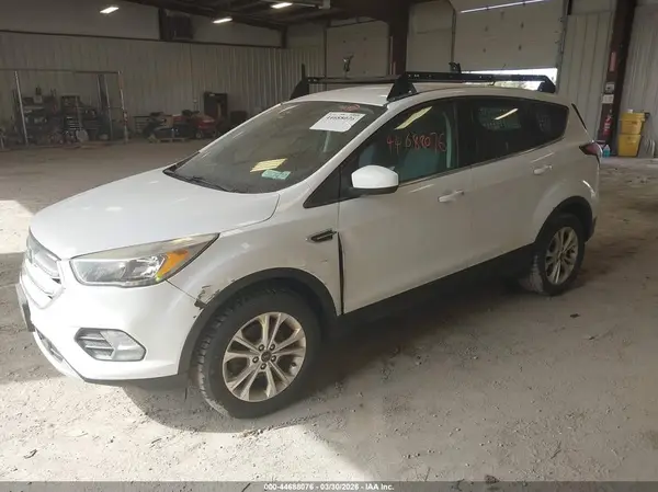1FMCU0GD4JUC50325 2018 FORD ESCAPE - Image 2