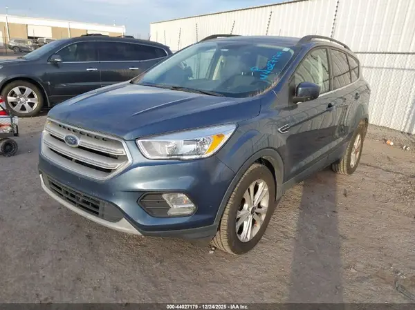 1FMCU0GD4JUC69487 2018 FORD ESCAPE - Image 2