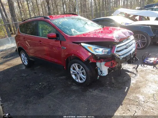 1FMCU0GD4JUD14766 2018 FORD ESCAPE - Image 1