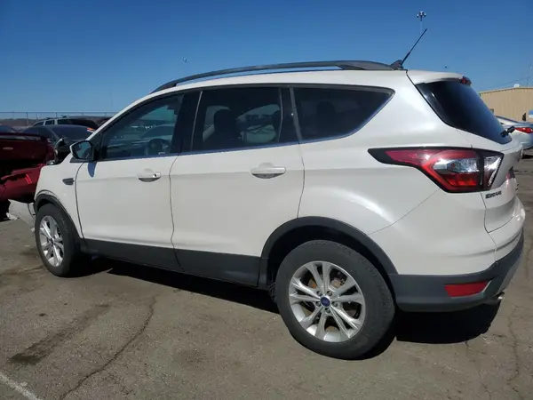 1FMCU0GD4JUD17893 2018 FORD ESCAPE - Image 2