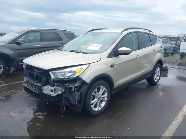 1FMCU0GD4JUD18574 2018 FORD ESCAPE - Image 2