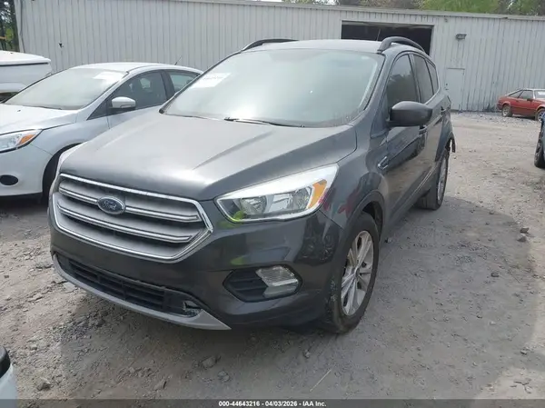 1FMCU0GD4JUD33754 2018 FORD ESCAPE - Image 2
