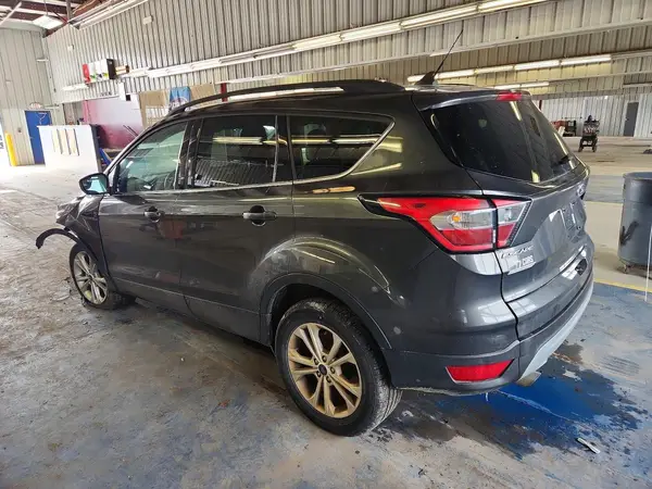 1FMCU0GD4JUD49386 2018 FORD ESCAPE - Image 2