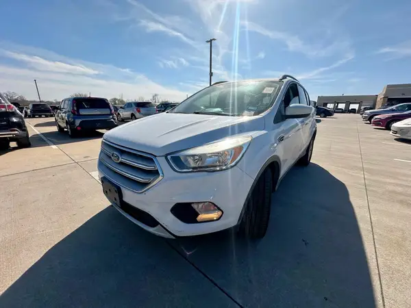 1FMCU0GD4JUD58248 2018 FORD ESCAPE - Image 2