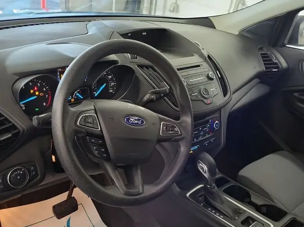 1FMCU0GD4JUD60954 2018 FORD ESCAPE - Image 1