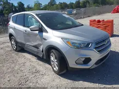 1FMCU0GD4KUA10600 2019 FORD ESCAPE