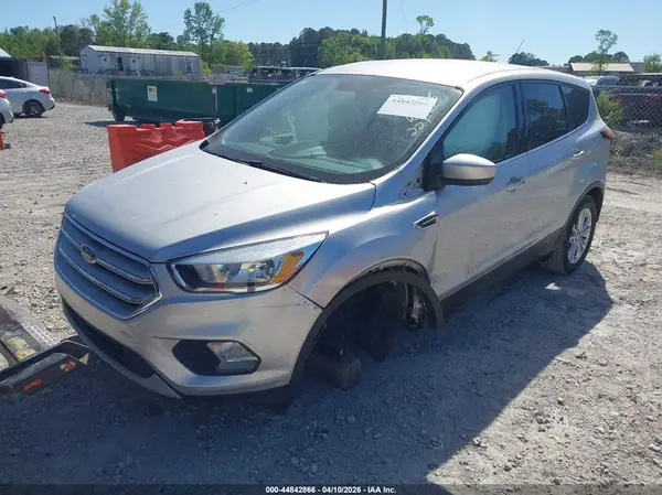 1FMCU0GD4KUA10600 2019 FORD ESCAPE - Image 2