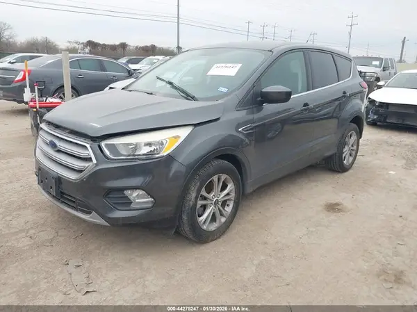 1FMCU0GD4KUA17613 2019 FORD ESCAPE - Image 2