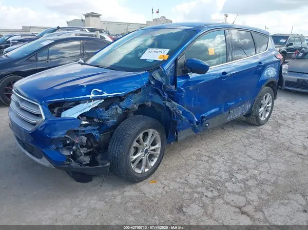 1FMCU0GD4KUA17949 2019 FORD ESCAPE - Image 2