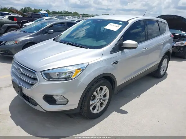 1FMCU0GD4KUA53978 2019 FORD ESCAPE - Image 2
