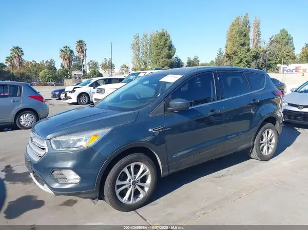 1FMCU0GD4KUA63989 2019 FORD ESCAPE - Image 2