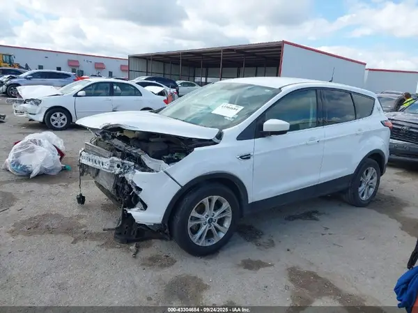 1FMCU0GD4KUA64978 2019 FORD ESCAPE - Image 2