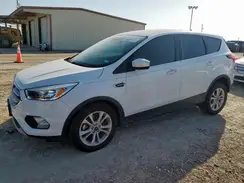1FMCU0GD4KUA82123 2019 FORD ESCAPE