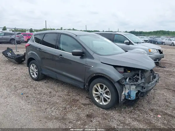 1FMCU0GD4KUA92490 2019 FORD ESCAPE - Image 1