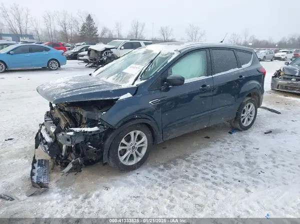 1FMCU0GD4KUA98130 2019 FORD ESCAPE - Image 2