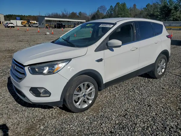 1FMCU0GD4KUB01057 2019 FORD ESCAPE - Image 1