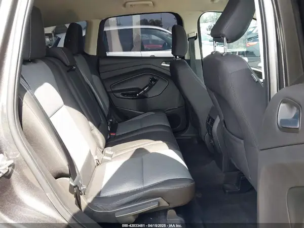 1FMCU0GD4KUB05626 2019 FORD ESCAPE - Image 8