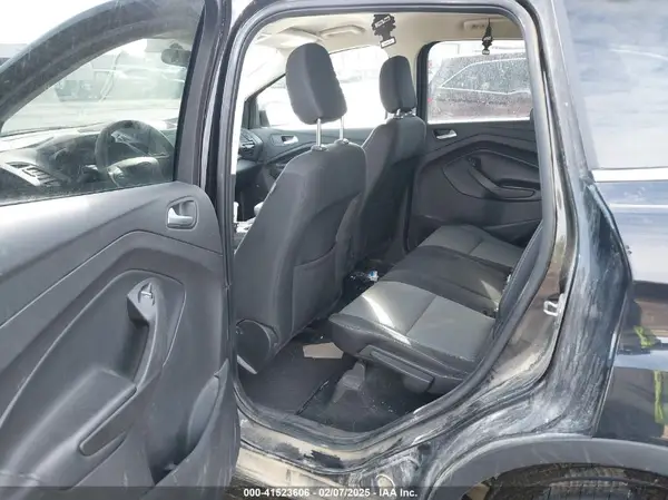 1FMCU0GD4KUB25455 2019 FORD ESCAPE - Image 8
