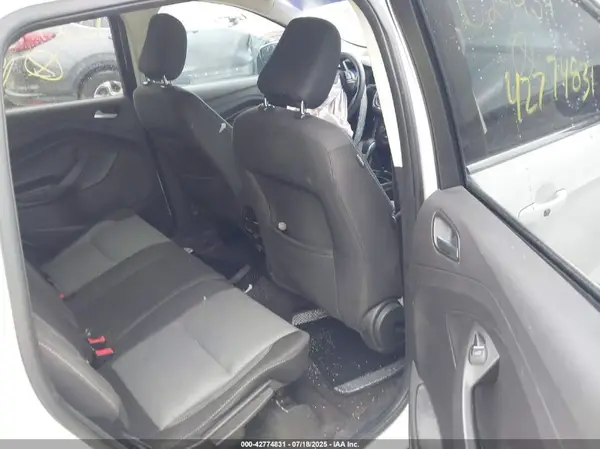 1FMCU0GD4KUB29439 2019 FORD ESCAPE - Image 8