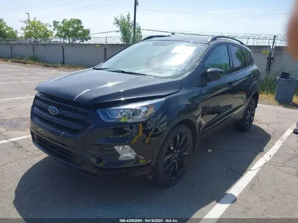 1FMCU0GD4KUB29621 2019 FORD ESCAPE - Image 2