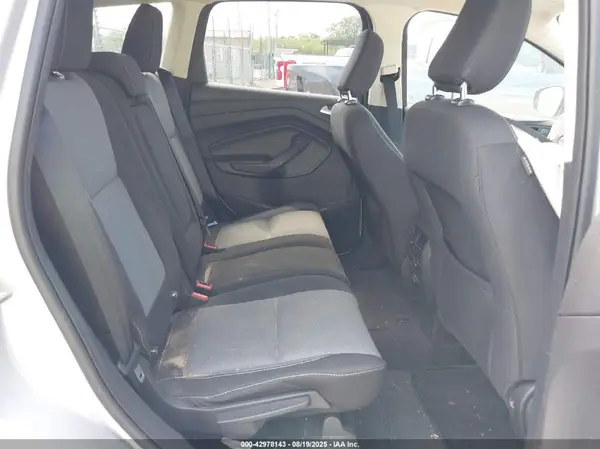 1FMCU0GD4KUB33376 2019 FORD ESCAPE - Image 8