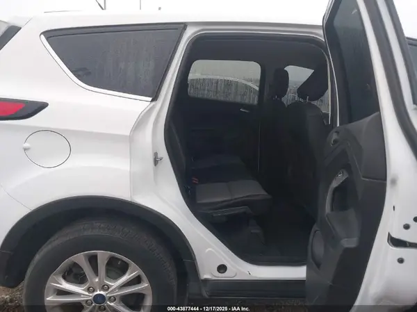 1FMCU0GD4KUB57144 2019 FORD ESCAPE - Image 8