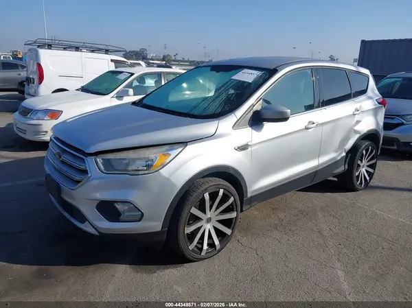 1FMCU0GD4KUB71111 2019 FORD ESCAPE - Image 2