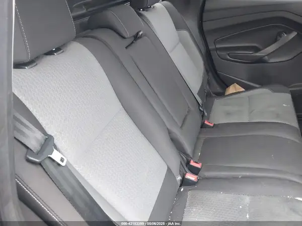 1FMCU0GD4KUB95005 2019 FORD ESCAPE - Image 8