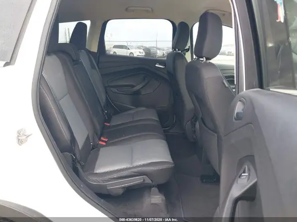 1FMCU0GD4KUC05385 2019 FORD ESCAPE - Image 8