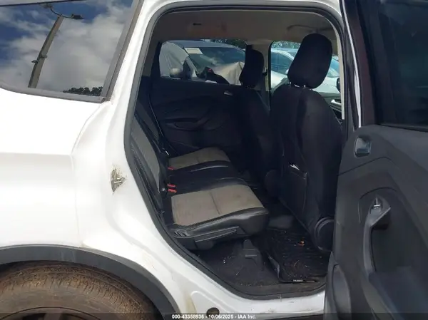 1FMCU0GD4KUC05421 2019 FORD ESCAPE - Image 8