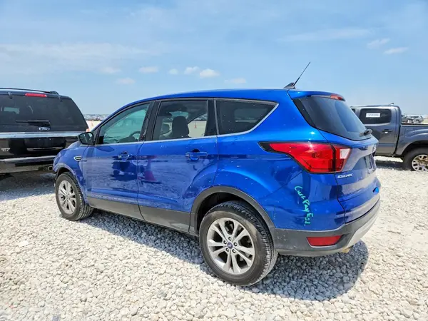 1FMCU0GD4KUC19903 2019 FORD ESCAPE - Image 2