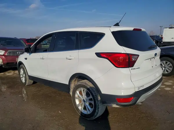 1FMCU0GD4KUC34613 2019 FORD ESCAPE - Image 2