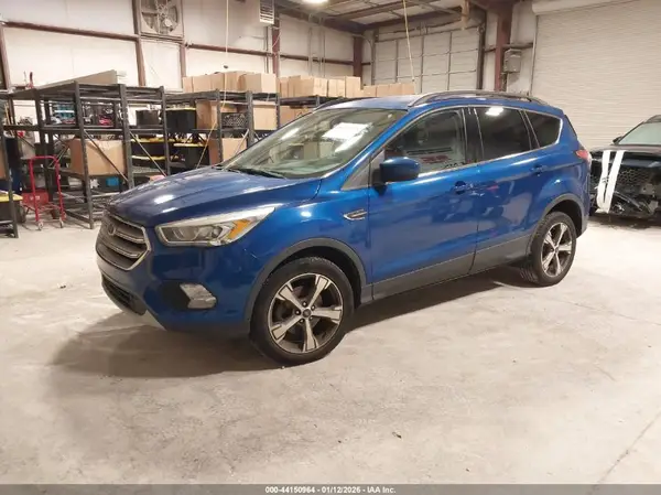 1FMCU0GD5HUA19587 2017 FORD ESCAPE - Image 2