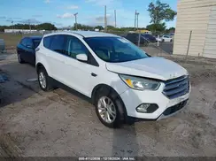 1FMCU0GD5HUA19671 2017 FORD ESCAPE