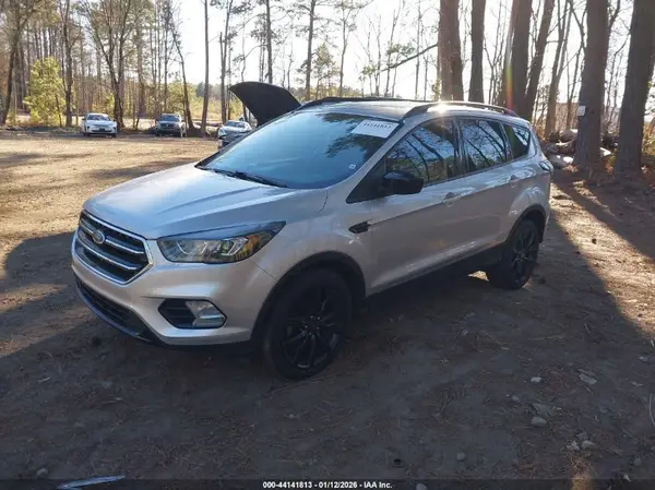 1FMCU0GD5HUA35983 2017 FORD ESCAPE - Image 2