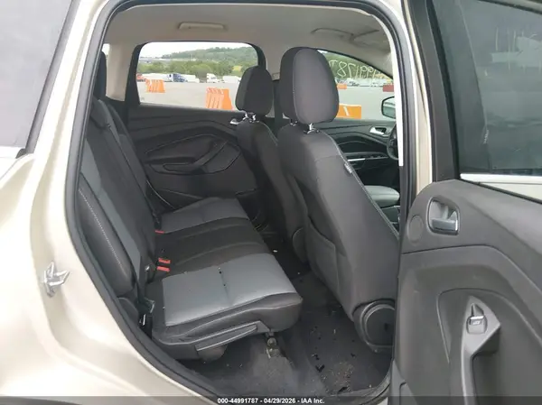 1FMCU0GD5HUA38236 2017 FORD ESCAPE - Image 8