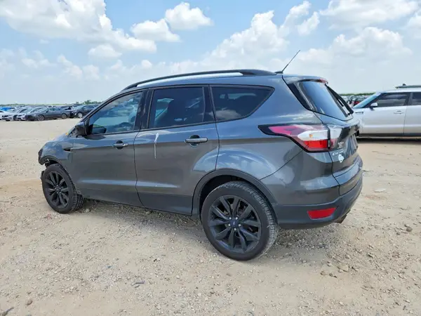 1FMCU0GD5HUA38639 2017 FORD ESCAPE - Image 2