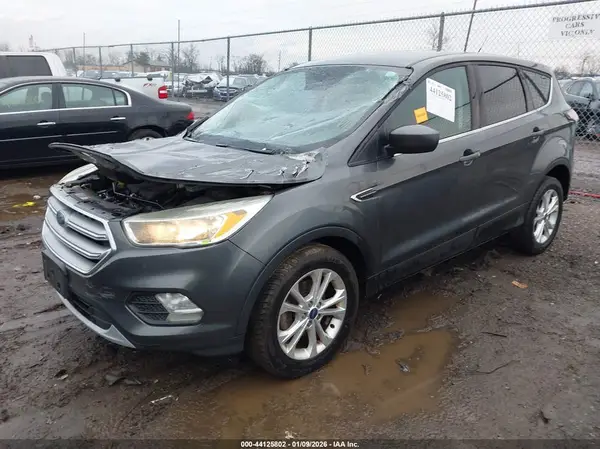 1FMCU0GD5HUA79031 2017 FORD ESCAPE - Image 2