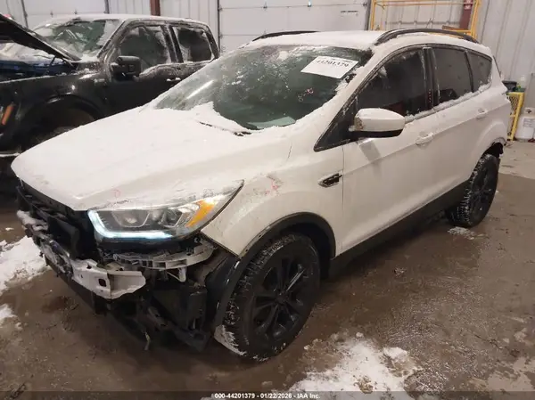 1FMCU0GD5HUA79403 2017 FORD ESCAPE - Image 2