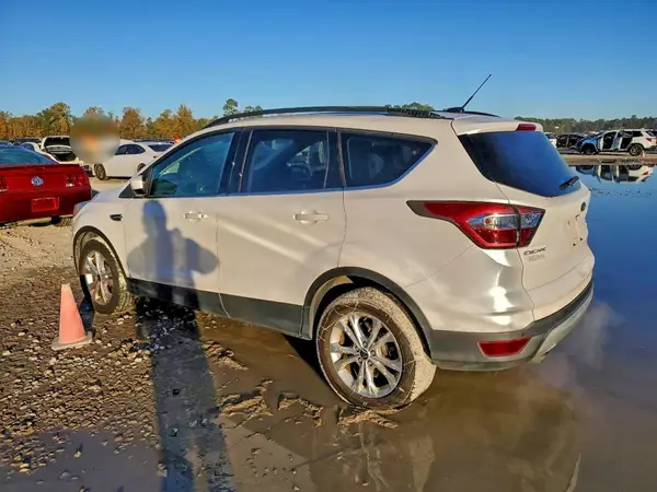 1FMCU0GD5HUA80888 2017 FORD ESCAPE - Image 2