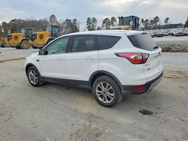 1FMCU0GD5HUA98839 2017 FORD ESCAPE - Image 2